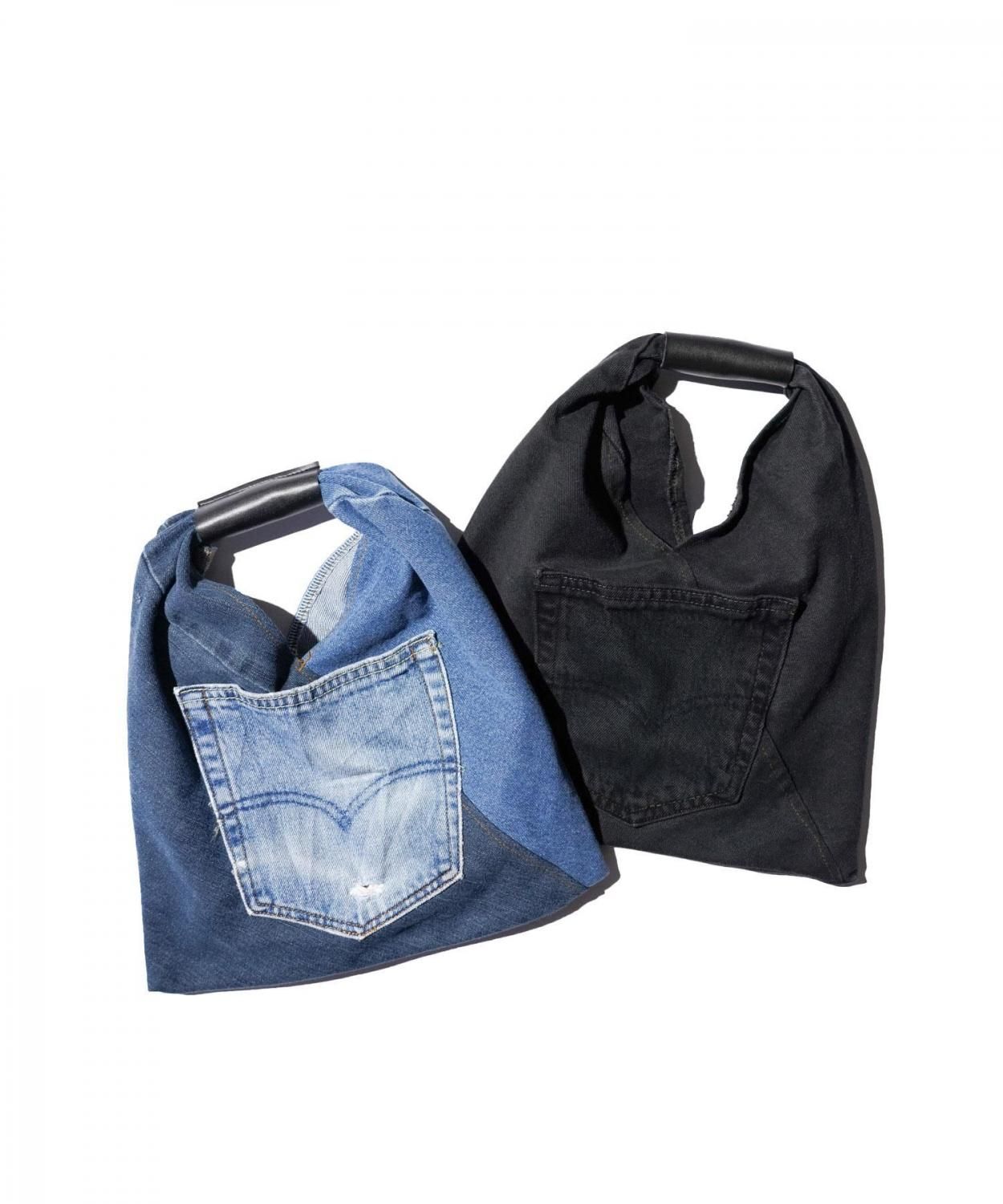 THRIFTY LOOK LEVIS TRIANGLE TOTE SMALL — new arrival
