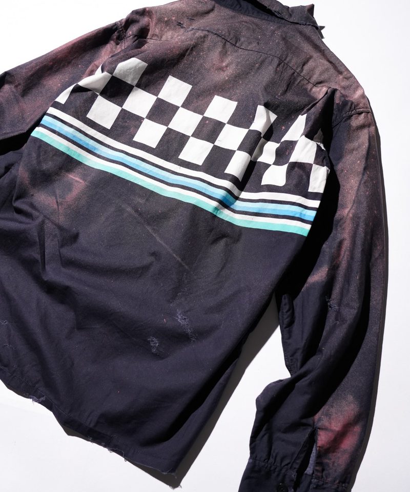TOWNCRAFT ONE IN THE WORLD CHECKER PRINTED LOOP COLLAR SHIRT detail